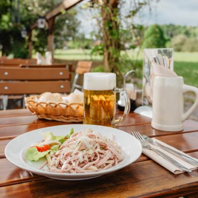 Bw Biergarten Wurstsalat Chambtaler Hof Runding