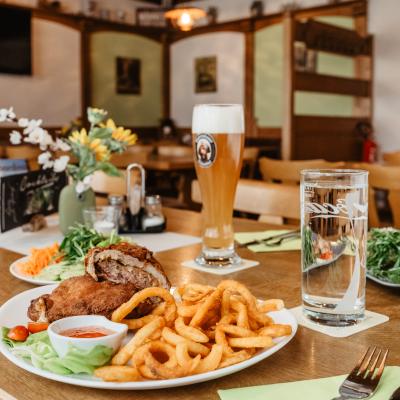 Bw Gaststube Food Bier Chambtaler Hof Runding
